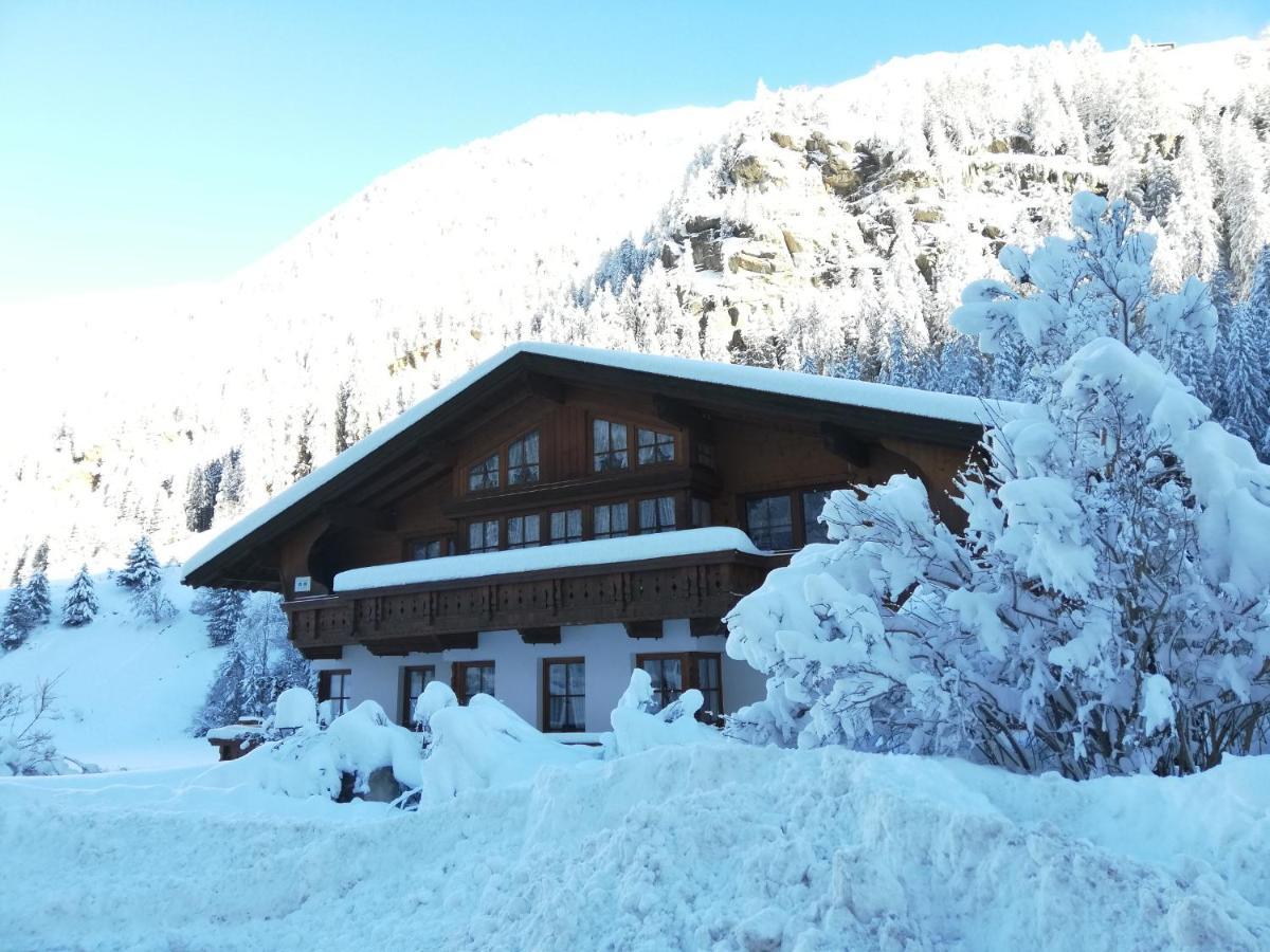 Haus Alpengruss Hotel Sankt Leonhard im Pitztal Luaran gambar