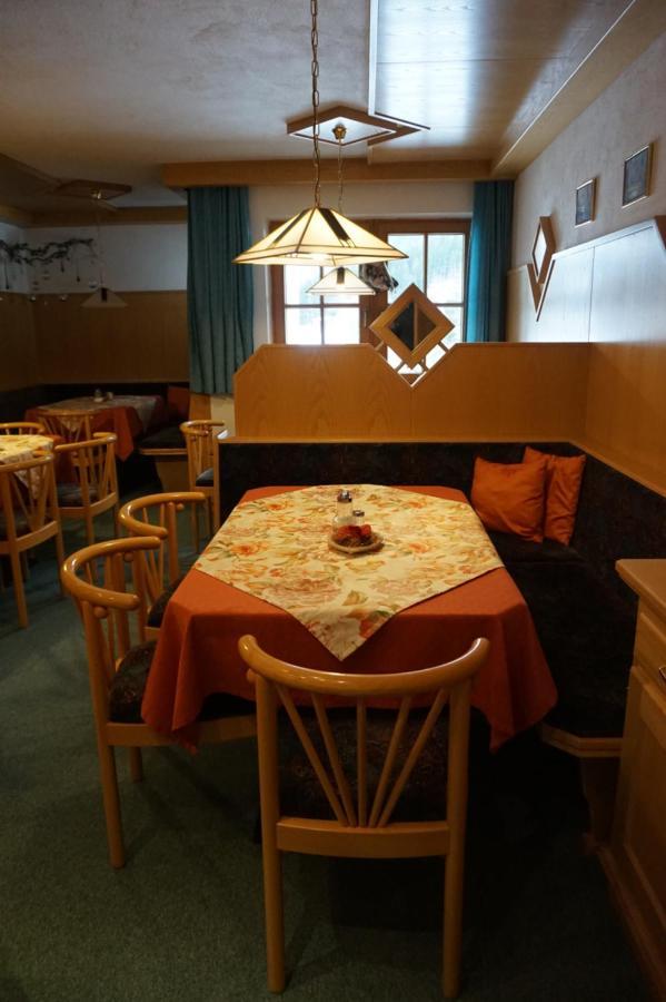 Haus Alpengruss Hotel Sankt Leonhard im Pitztal Luaran gambar