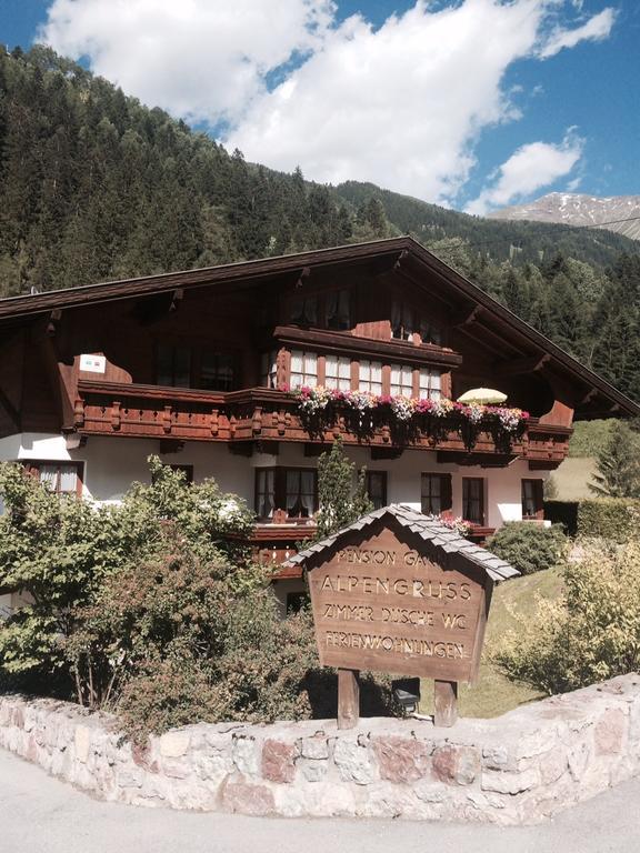 Haus Alpengruss Hotel Sankt Leonhard im Pitztal Bilik gambar